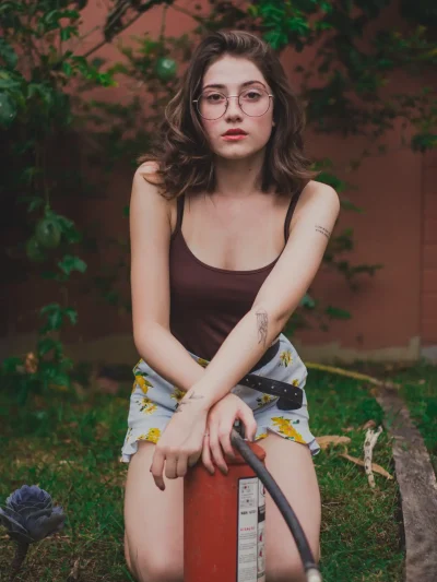 Top casual sem mangas sólido marrom